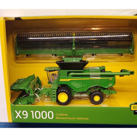 Ertl 1/64 John Deere X9 1000 Combine Two Heads NIB - Picture 2 of 4